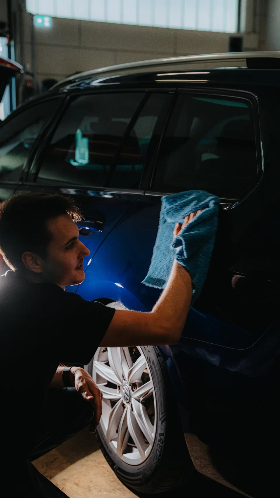 Daniel, 25 - Elektroniker in der Fahrzeugaufbereitung
